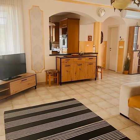 Aqua Azur Apartman Hajduszoboszlo Luaran gambar